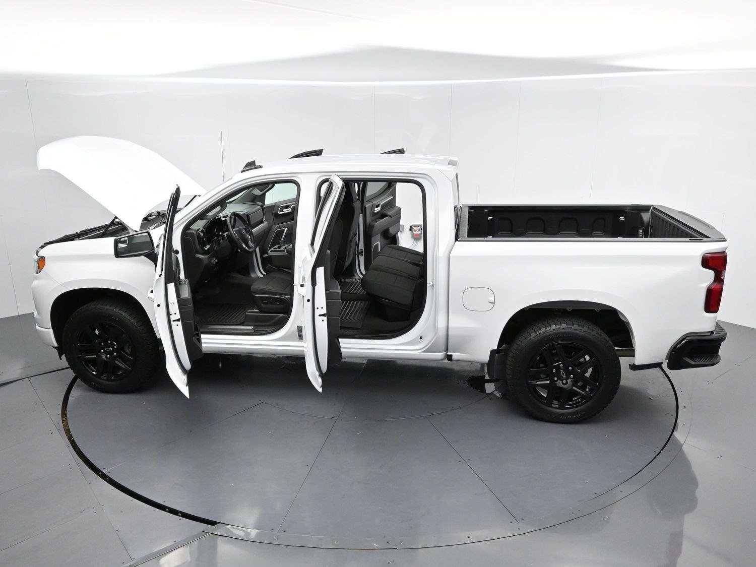 Used 2023 Summit White Chevrolet RST image 37