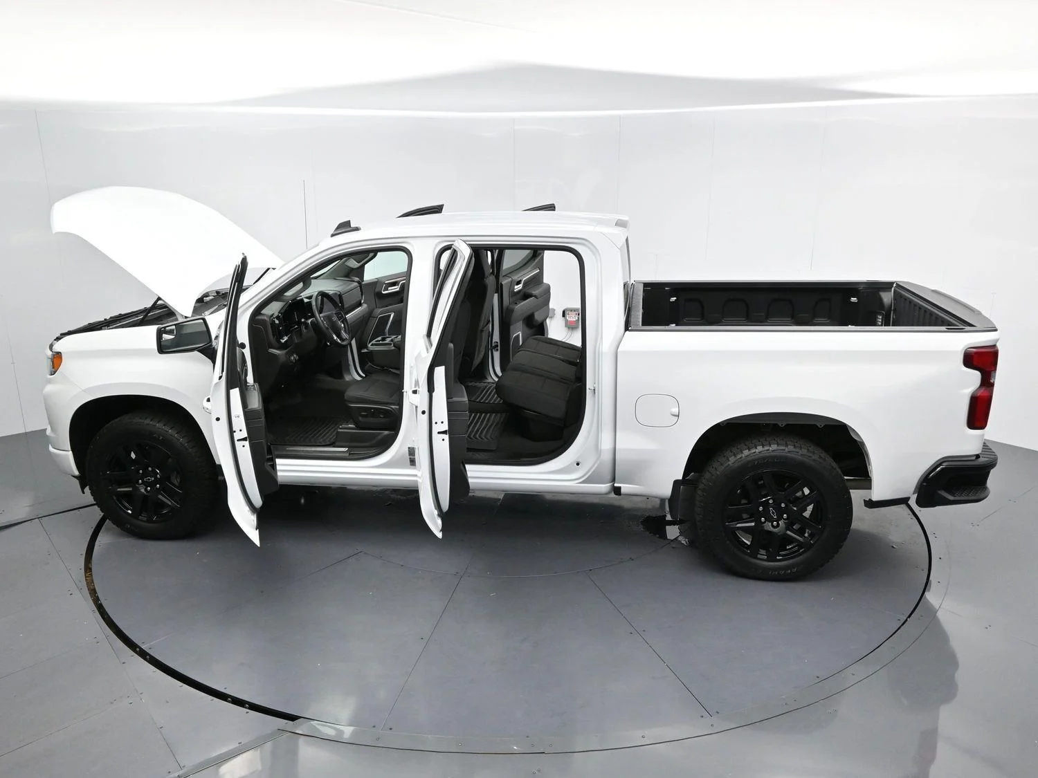 Used 2023 Summit White Chevrolet RST image 37
