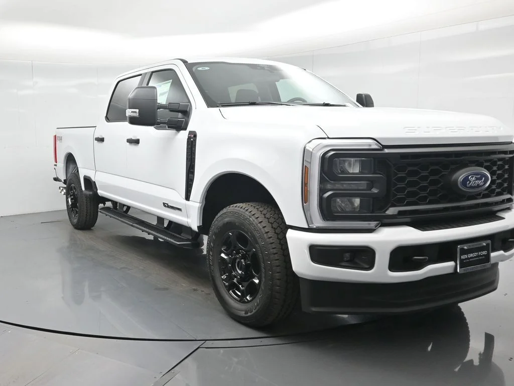 New 2026 White Ford XL image 52