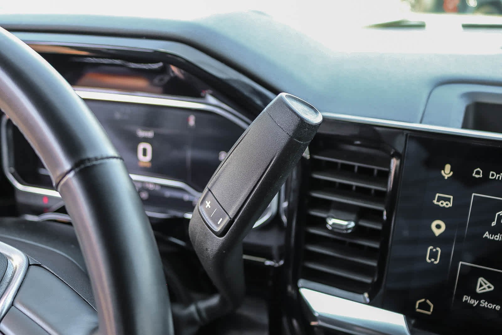 Used 2025 Titanium Rush Metallic GMC SLT image 19