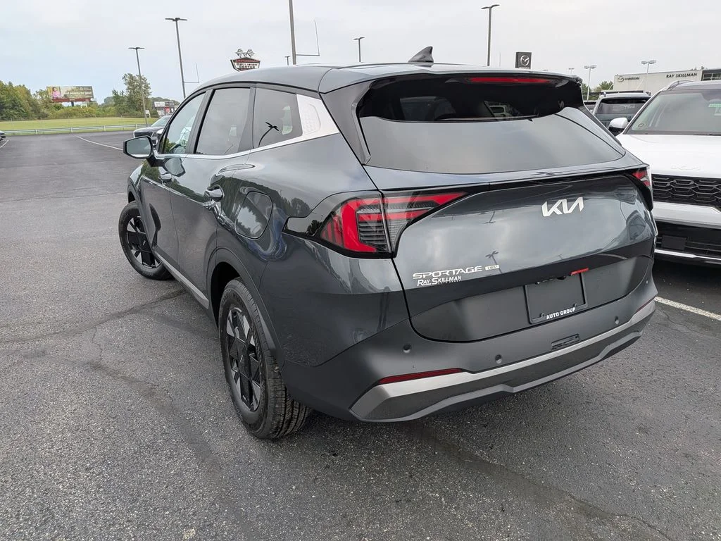 New 2027  Kia LX image 32