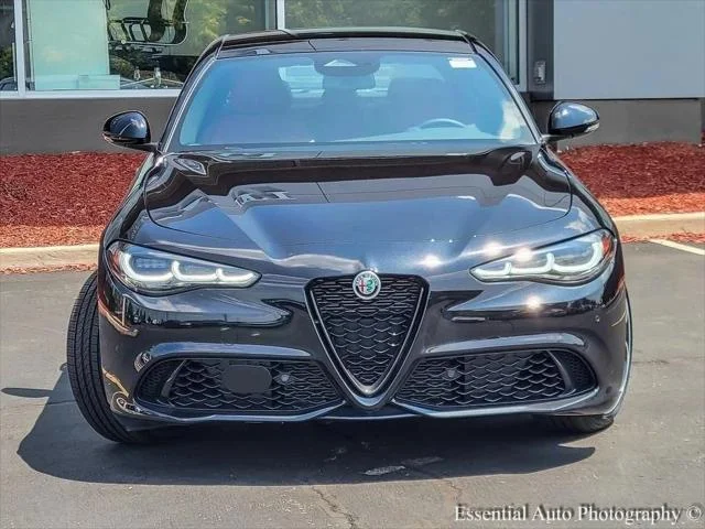 2025 Alfa Romeo Giulia Base - Photo 16