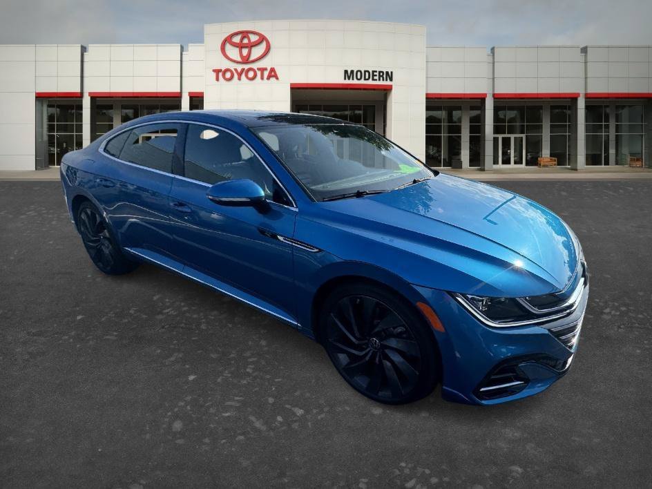 Used 2023 Blue Metallic Volkswagen SEL R-Line image 17