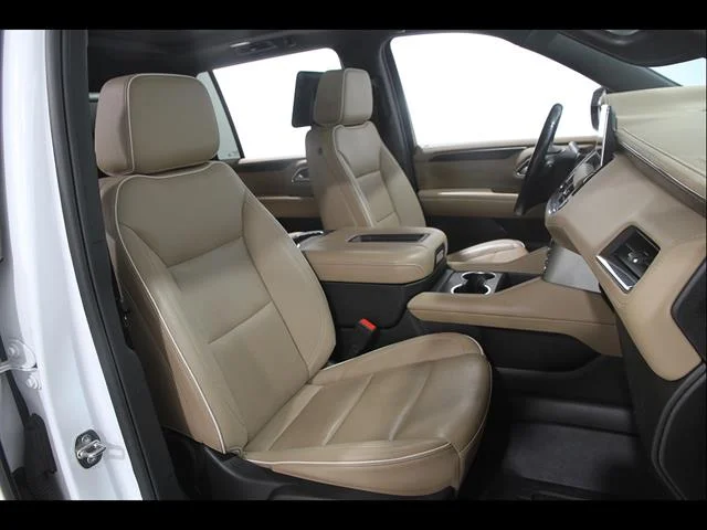2024 Chevrolet Suburban Premier - Photo 18
