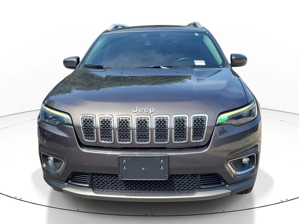 Used 2019 Gray Jeep Limited image 1