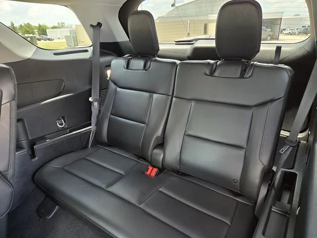 Used 2024 White Ford XLT image 32