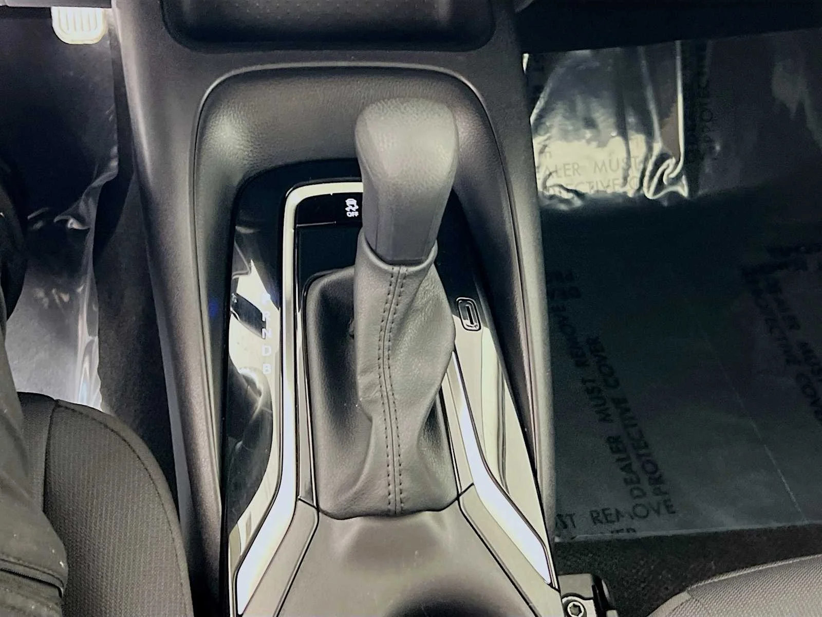 Used 2025 Ruby Flare Pearl Toyota LE image 16