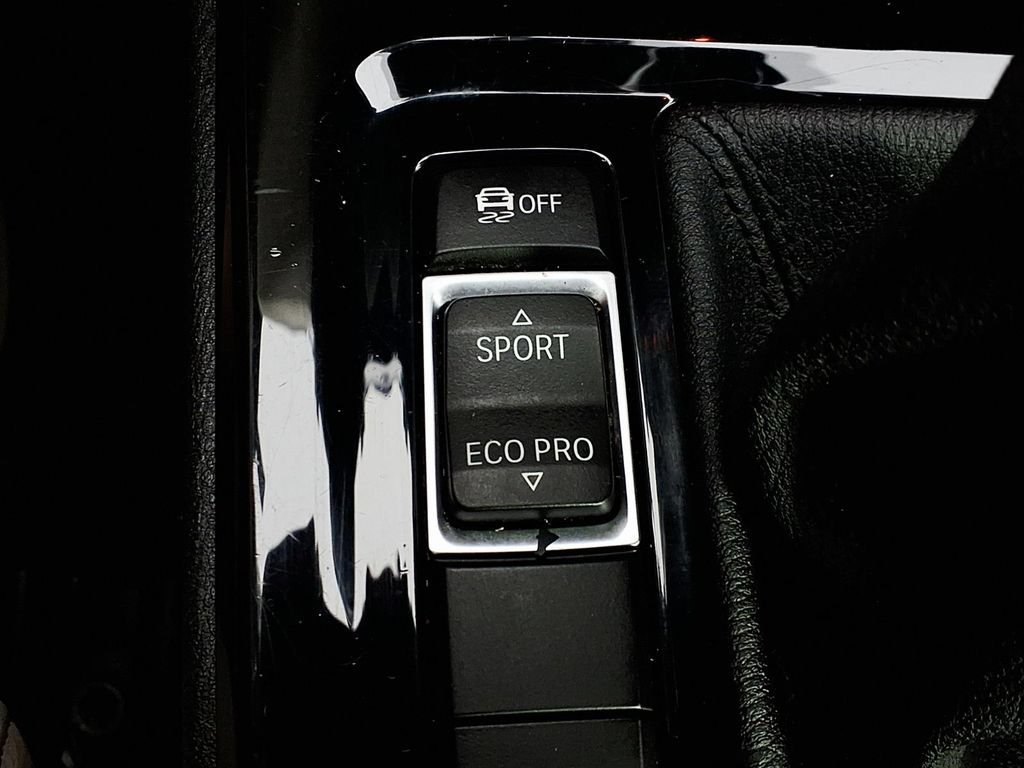 Used 2018 Black Sapphire Me BMW sDrive28i image 22