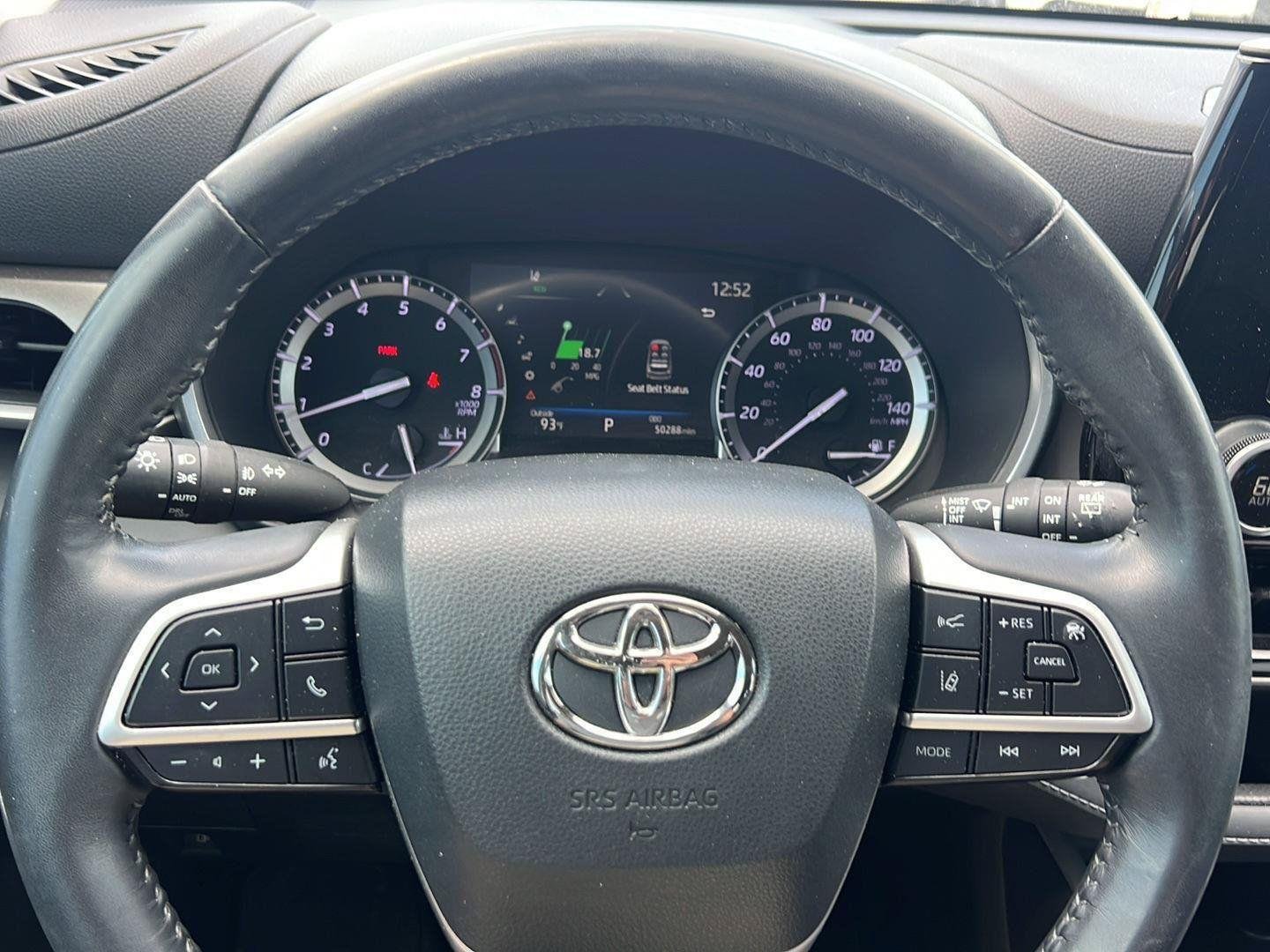 Used 2022 Celestial Silver Metallic Toyota XLE image 12