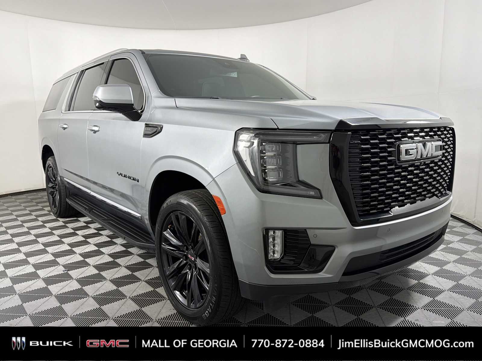 2024 GMC Yukon 2WD SLT's photo