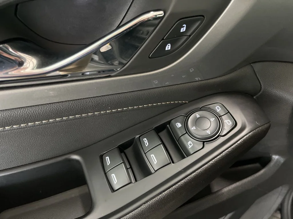 Used 2023 Black Chevrolet LT Leather image 4