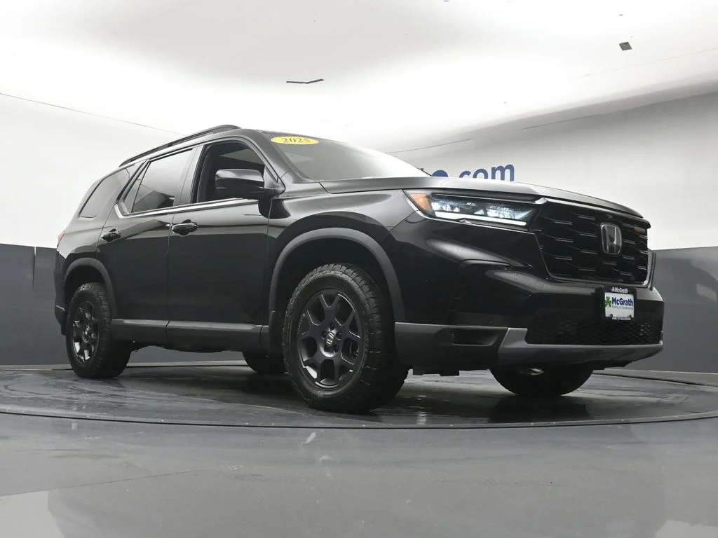 Used 2025 Black Honda TrailSport image 29