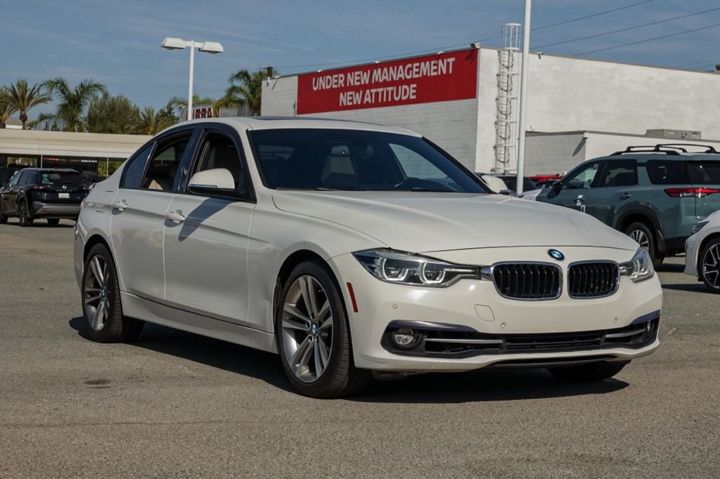 Used 2016 White BMW 328i image 1