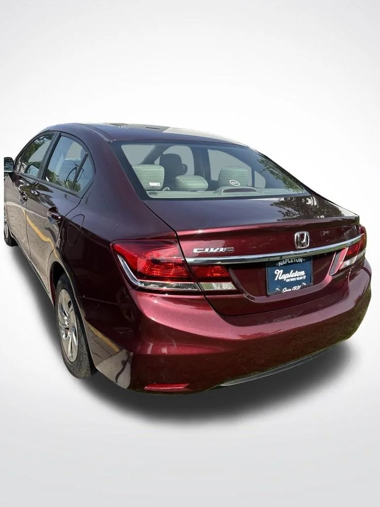Used 2015  Honda LX image 18