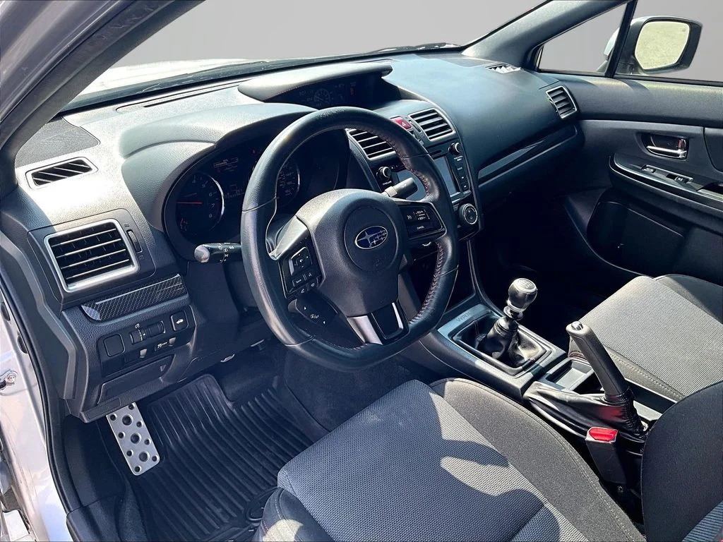 Used 2021 Silver Subaru Base image 15