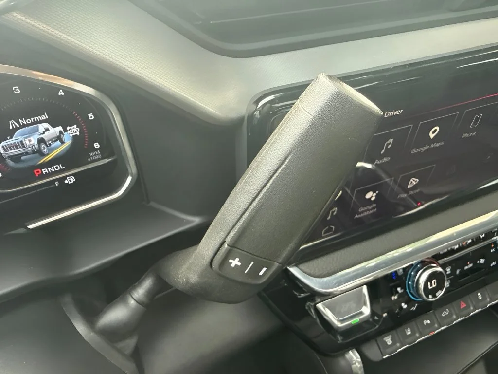 Used 2025 Onyx Black GMC Denali image 19