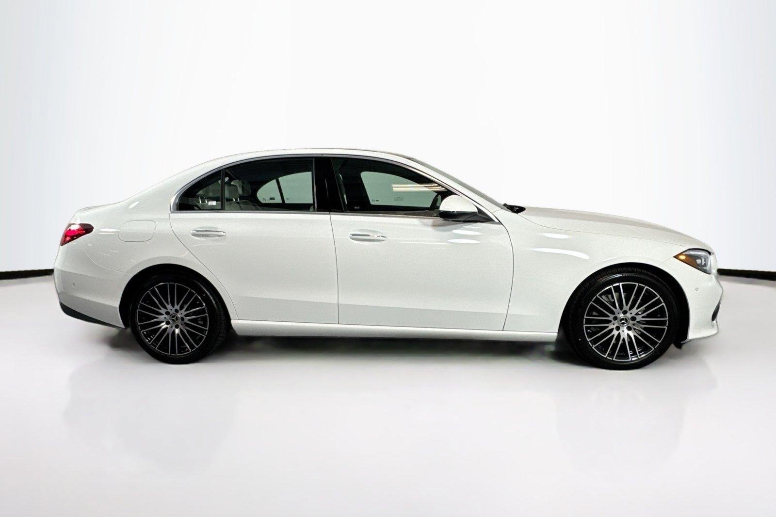 New 2026 Polar White Mercedes-Benz C 300 image 4