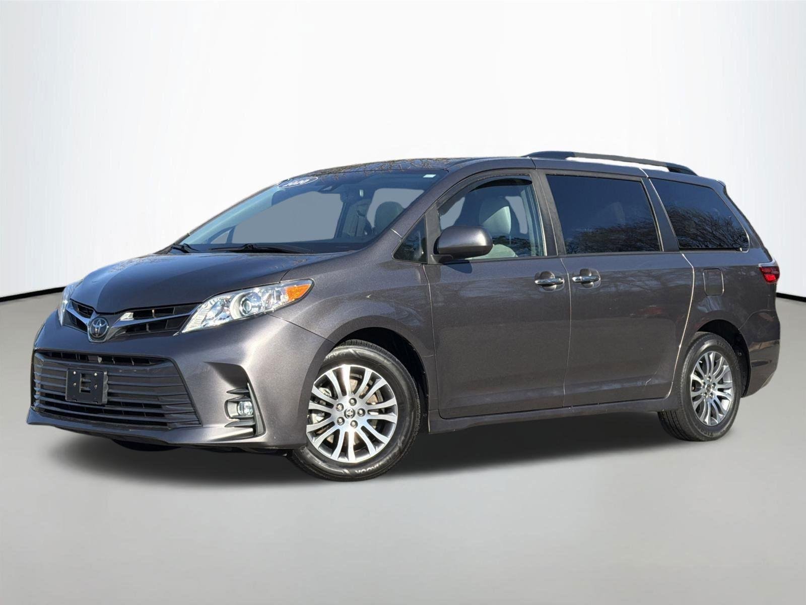 Used 2020 Predawn Gray Mica Toyota XLE image 1