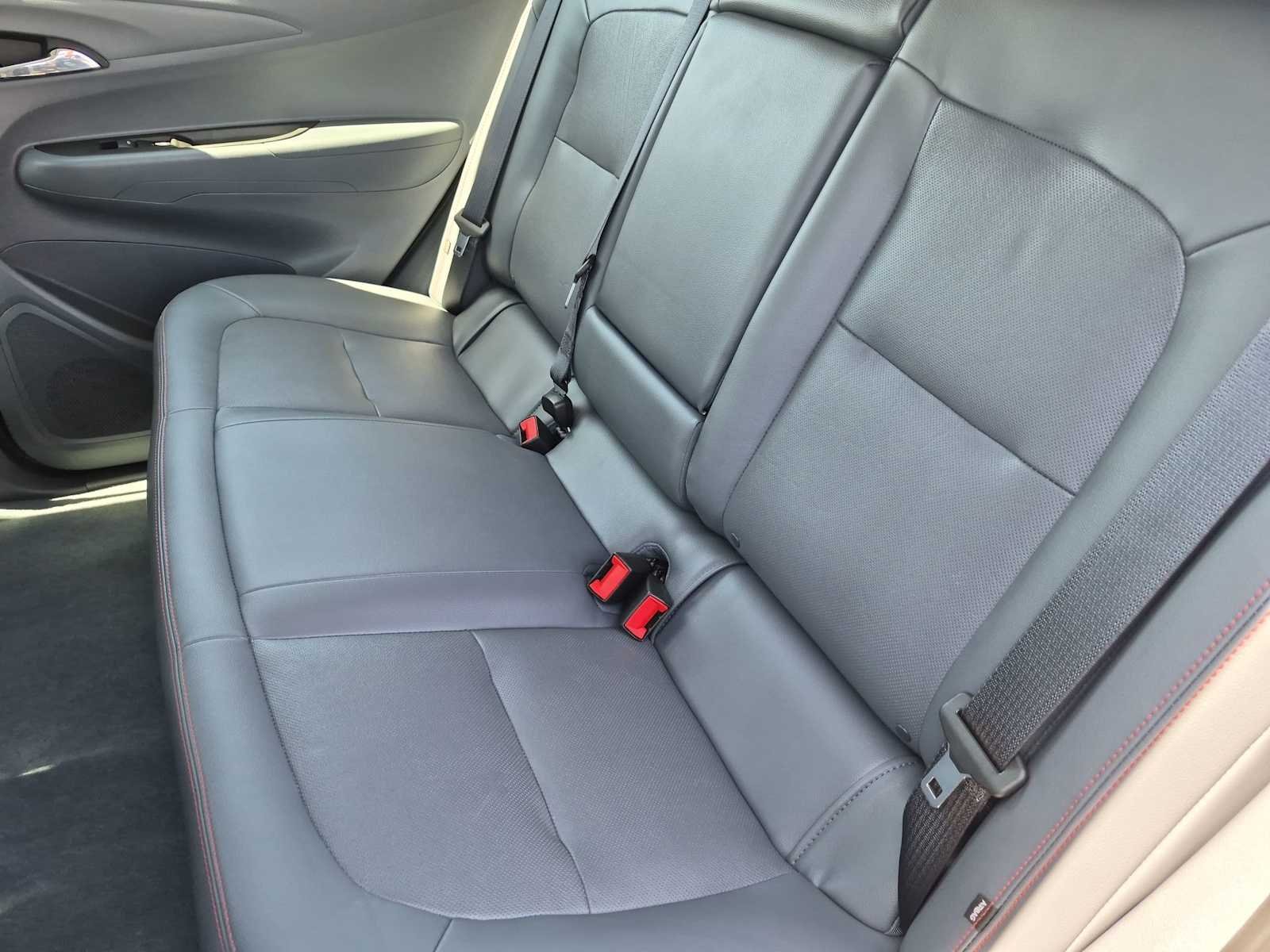 Used 2020 Nightfall Gray Metallic Chevrolet Premier image 17