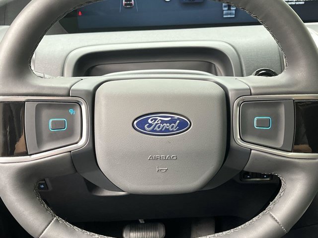 Used 2026 Agate Black Metallic Ford Active image 21