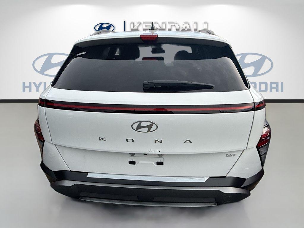 New 2026 Atlas White Hyundai SEL Premium FWD image 5