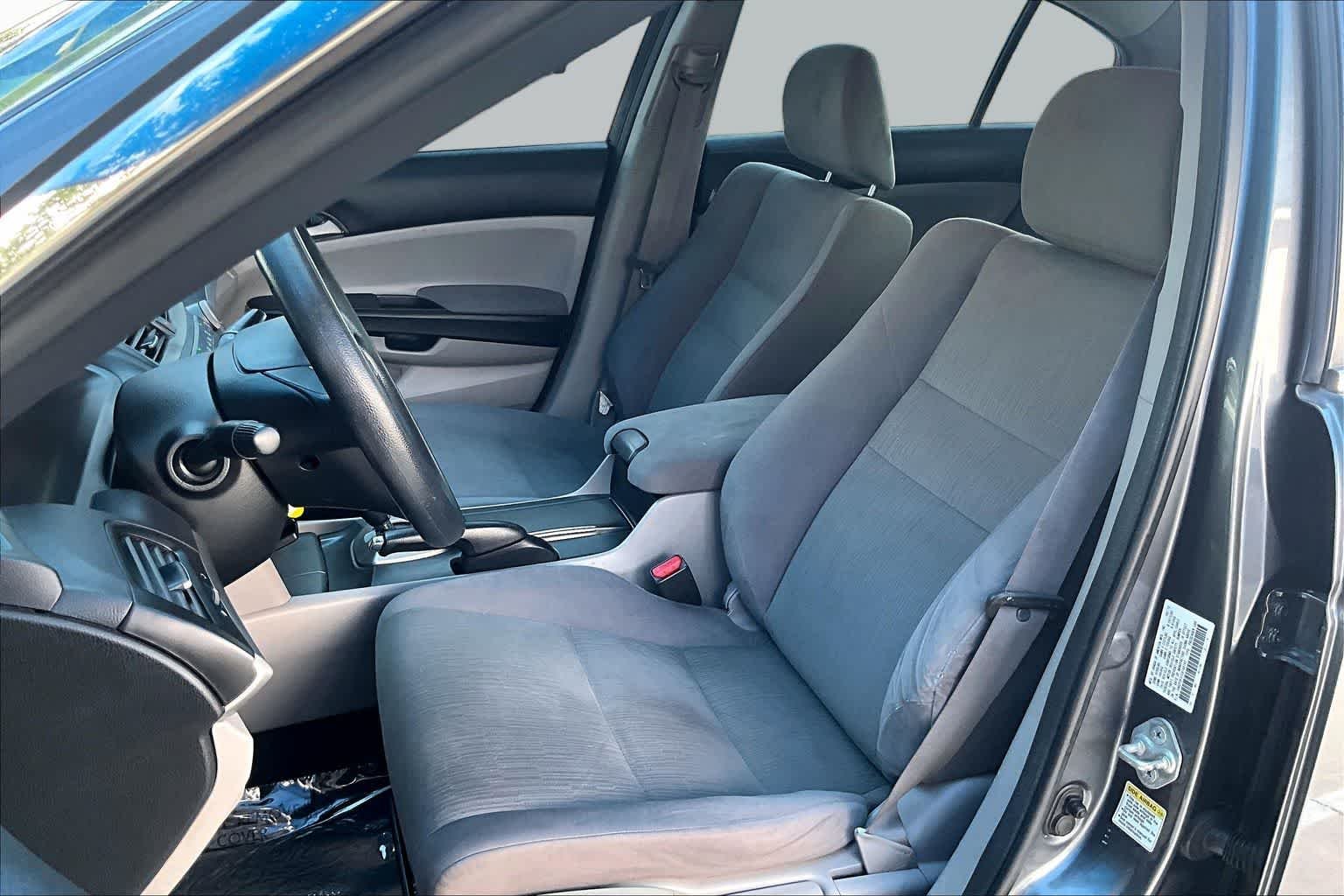 Used 2012 Polished Metal Metallic Honda LX image 7