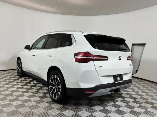 New 2026 Alpine White BMW 30 xDrive image 5