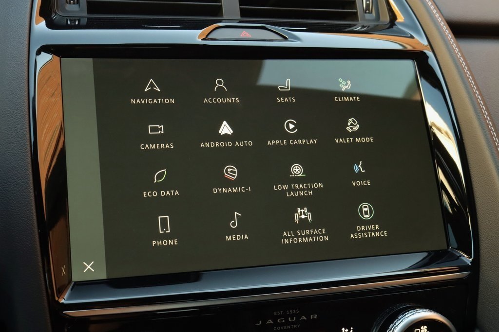 2024 JAGUAR E-PACE - Image 23