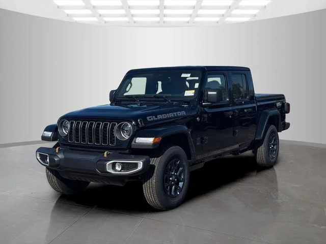 New 2026 Black Clear-Coat Exterior Paint Jeep 85th Anniversary Edition image 3