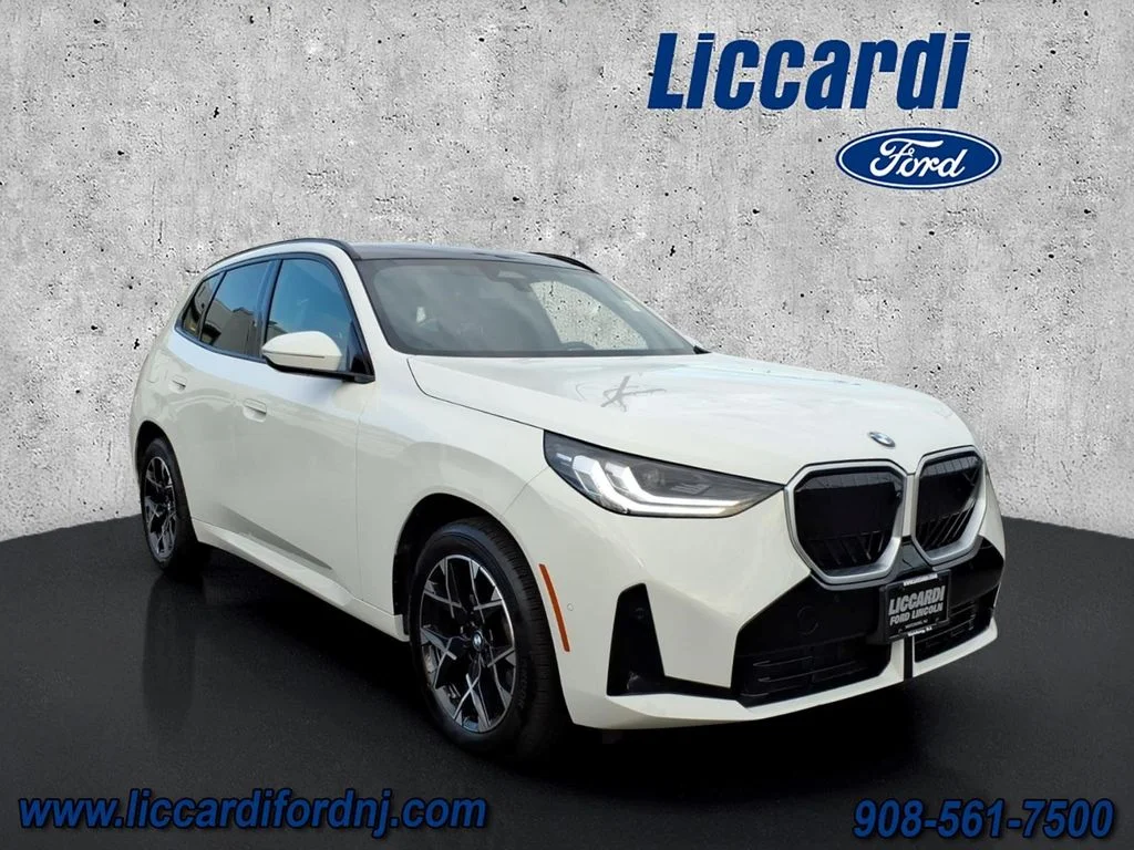 Used 2025 White BMW 30 xDrive image 1