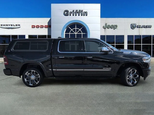Used 2022 Diamond Black Ram Limited image 3