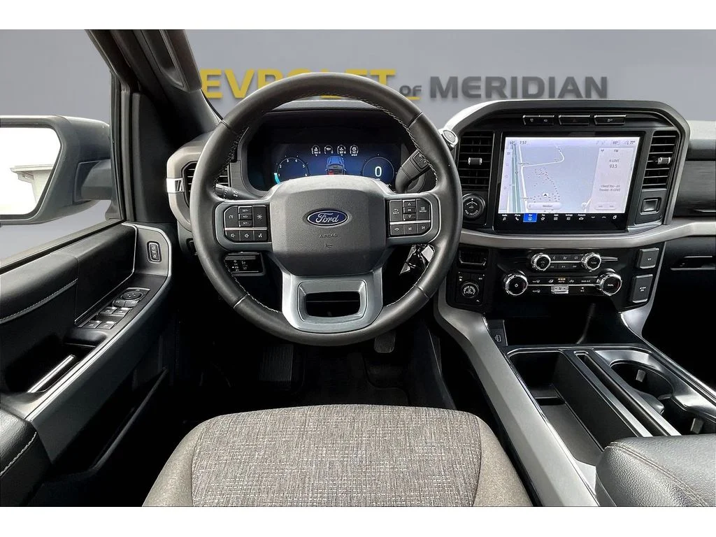 Used 2024  Ford XLT image 5