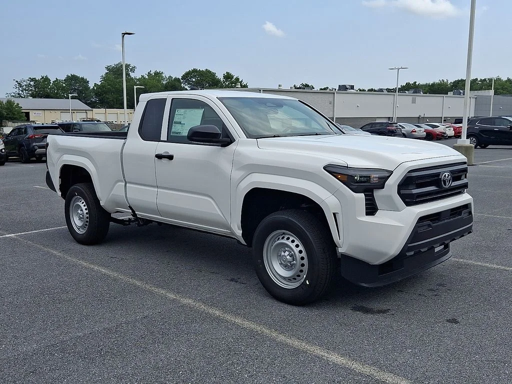 New 2026 Ice Cap Toyota  SR image 4