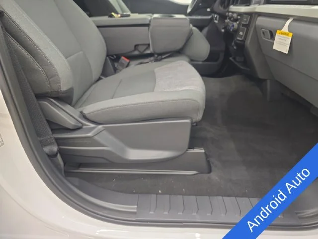 New 2026 Oxford White Ford F-250® XLT image 11