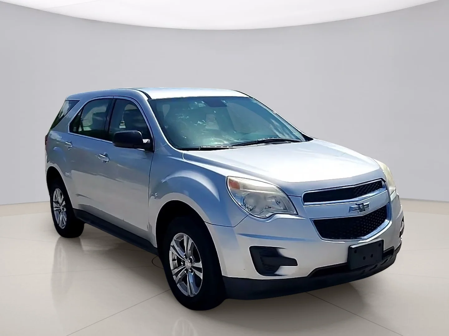 Used 2014 Silver Chevrolet LS image 7