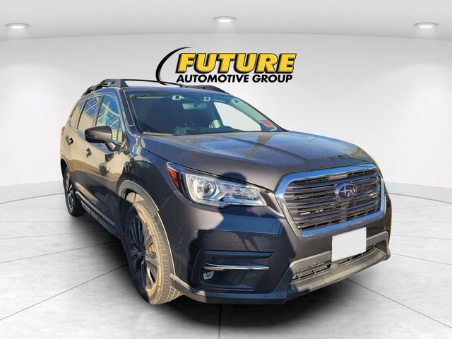 Used 2019 Gray Subaru Limited image 1