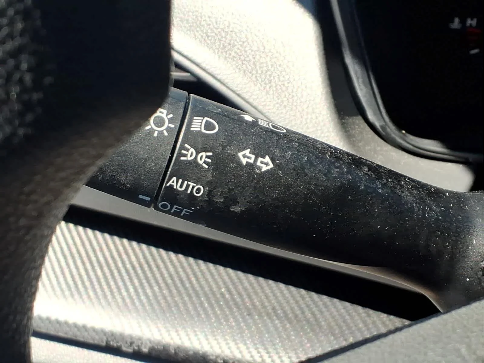 Used 2024 Horizon Blue Pearl Subaru  image 25