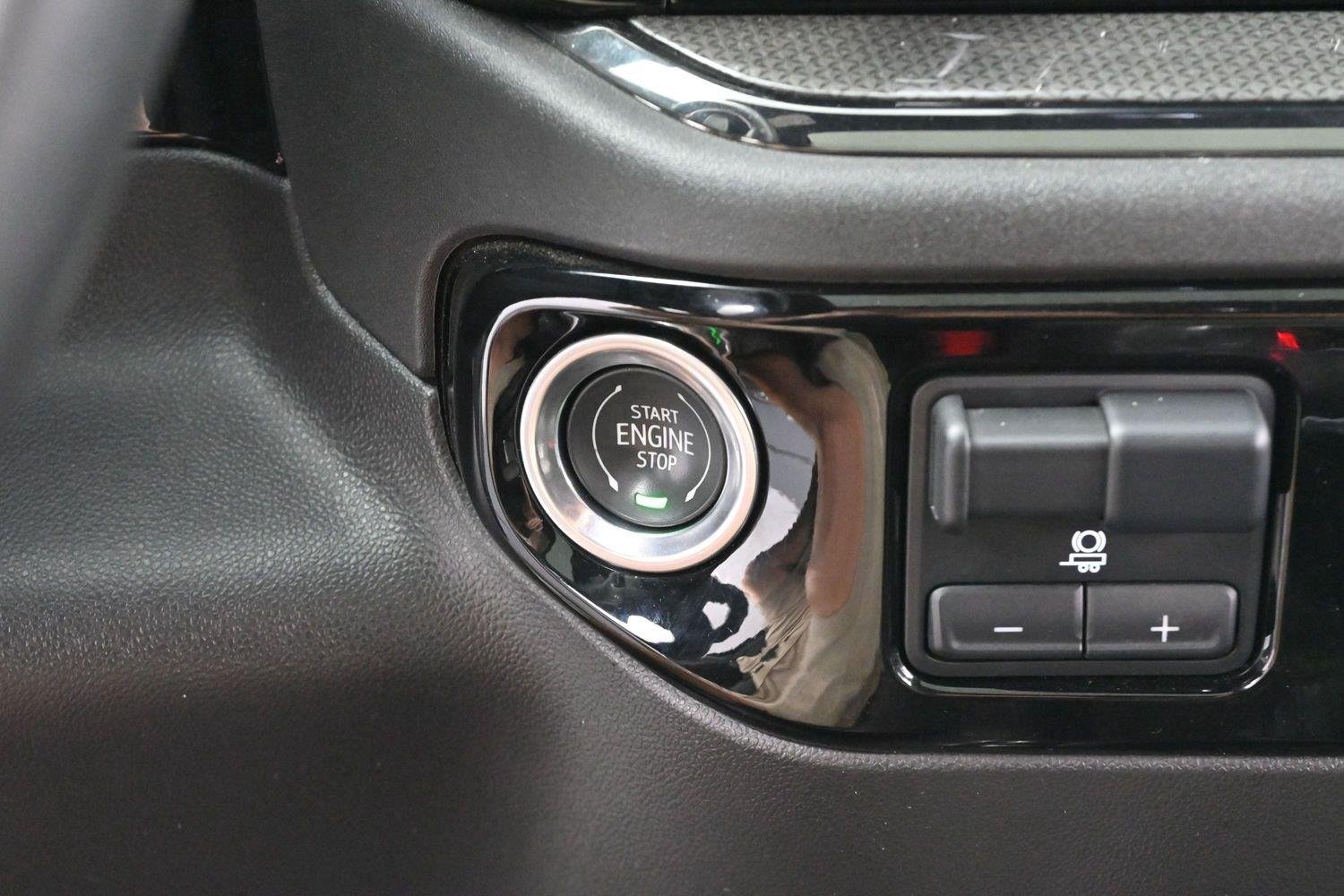 Used 2023 Black Chevrolet ZR2 image 26