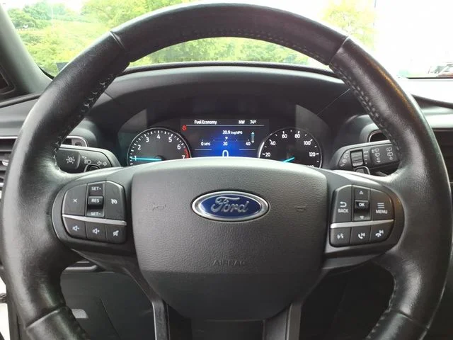 Used 2020 White Ford XLT image 24