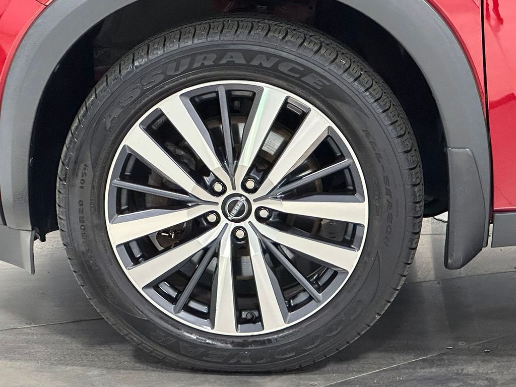 Used 2022 Red Nissan Platinum image 35