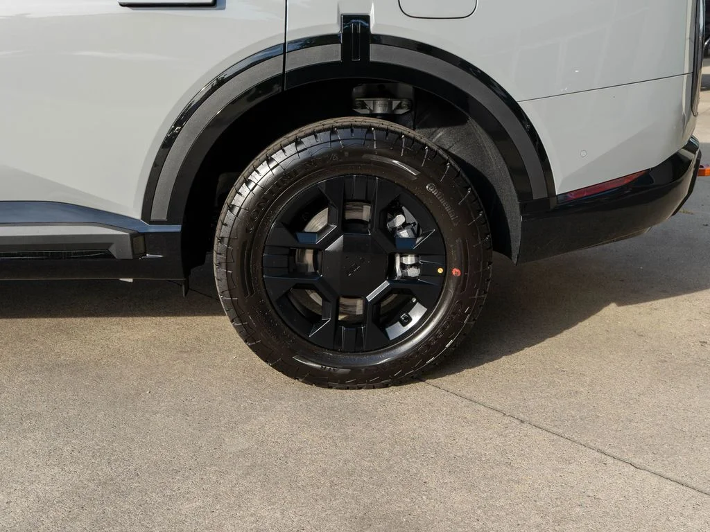 New 2027 Wolf Gray Kia X-Pro SX Prestige image 35