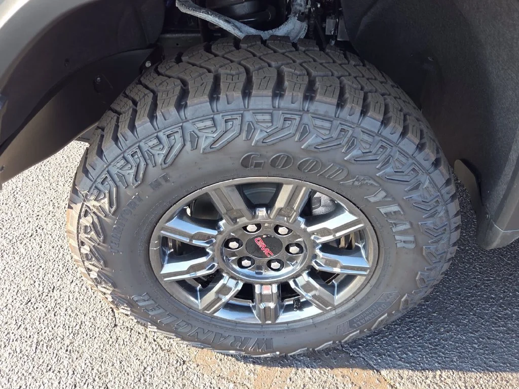 Used 2026 Summit White GMC AT4X image 5