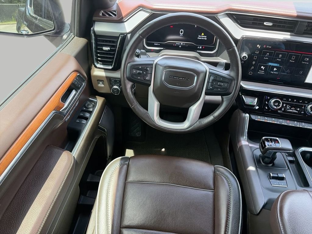 Used 2022 Silver GMC Denali image 10