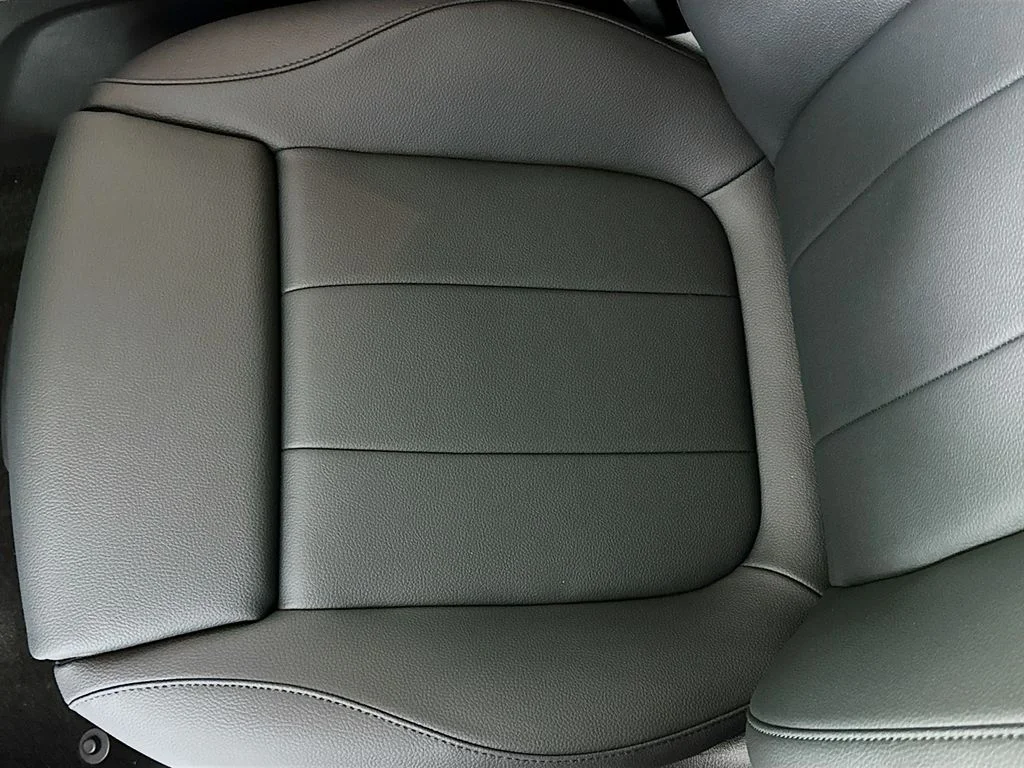 Used 2026 Gray Mercedes-Benz GLA 250 image 18