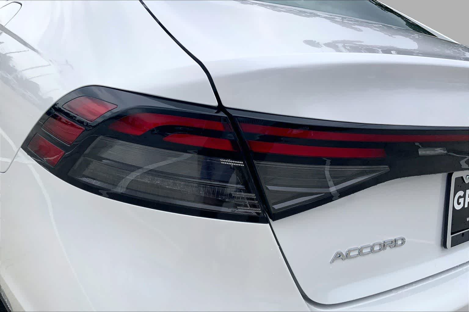 New 2026 Platinum White Pearl Honda LX image 14