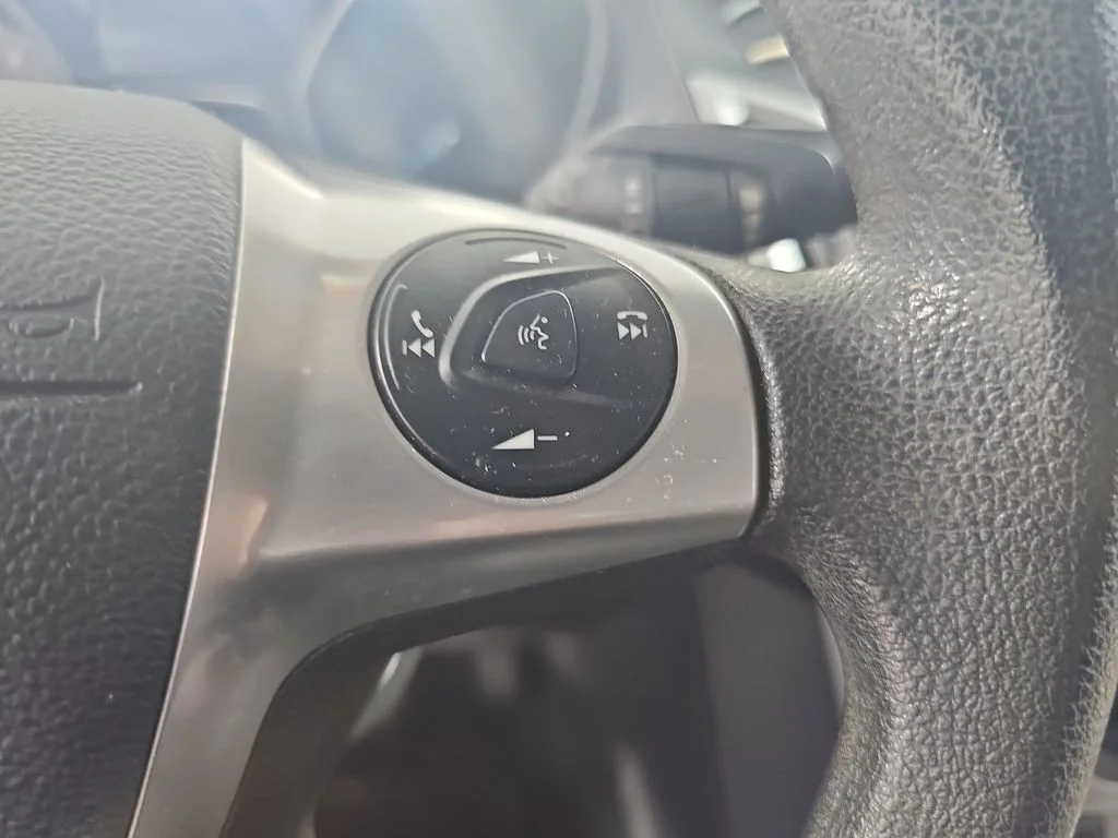Used 2014 Red Ford SE image 23