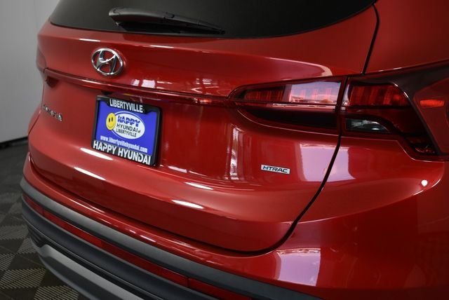 Used 2023 Red Hyundai SE image 10