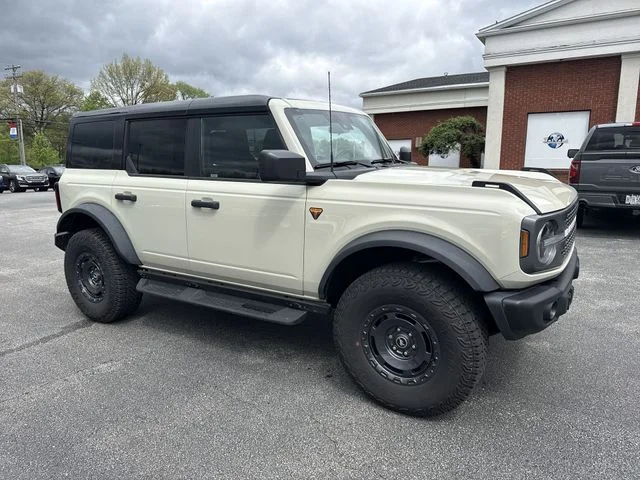 New 2025 Desert Sand Ford Badlands® image 21