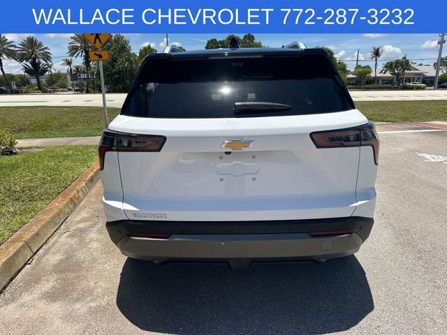 Used 2025 White Chevrolet LT image 7