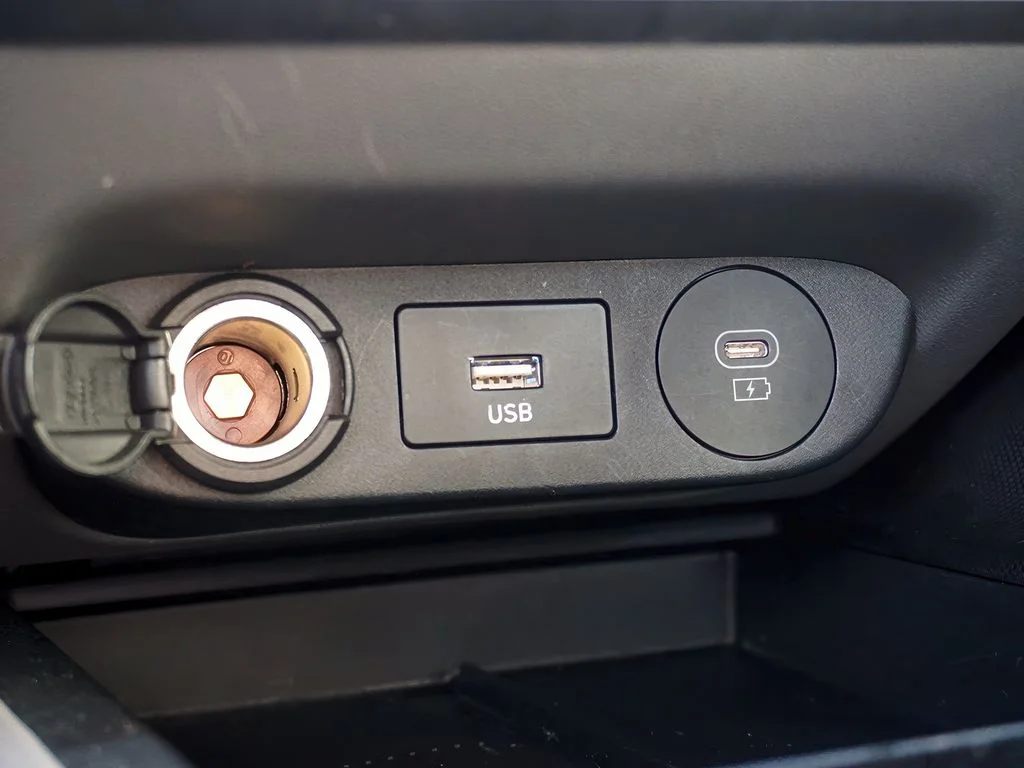2025 Hyundai Elantra SEL - Photo 26
